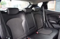 USED 2015 15 HYUNDAI IX35 1.7 SE CRDI 5d 114 BHP FSH-BTOOTH-RPARK-HLEATHER