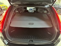 USED 2015 65 VOLVO XC60 2.0 D4 R-DESIGN NAV 5d 188 BHP &pound;3275EXTRAS+WINT PACK+ REV CAM