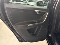 USED 2015 65 VOLVO XC60 2.0 D4 R-DESIGN NAV 5d 188 BHP &pound;3275EXTRAS+WINT PACK+ REV CAM