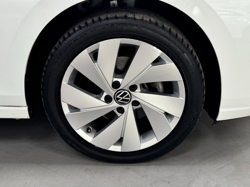 USED 2020 VOLKSWAGEN GOLF 2.0 STYLE TDI DSG 5d 148 BHP 17" ALLOYS+F/R PARK+SAT NAV