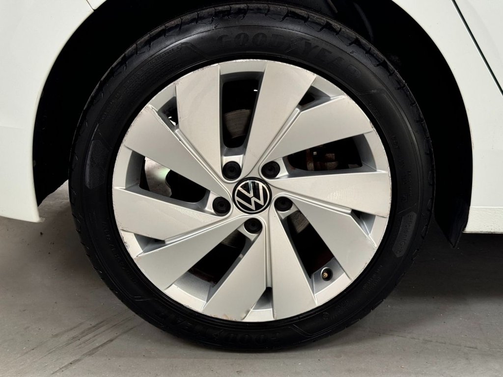 USED 2020 VOLKSWAGEN GOLF 2.0 STYLE TDI DSG 5d 148 BHP 17" ALLOYS+F/R PARK+SAT NAV