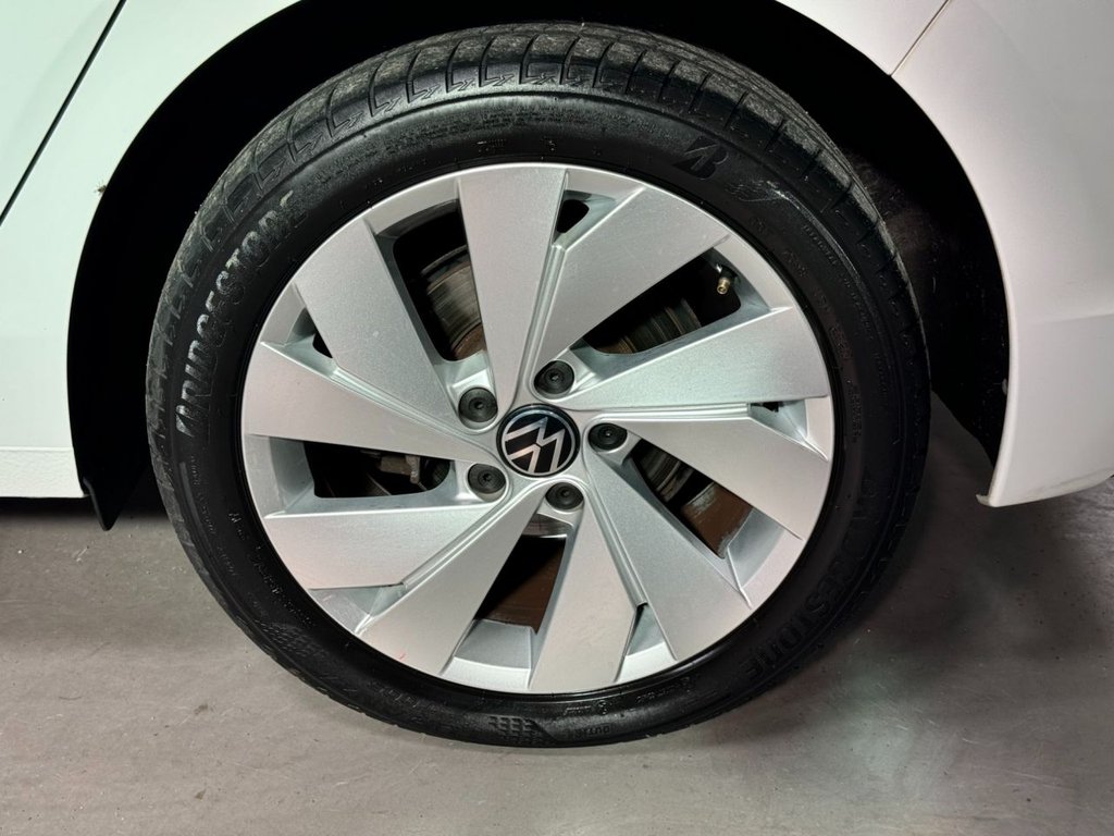 USED 2020 VOLKSWAGEN GOLF 2.0 STYLE TDI DSG 5d 148 BHP 17" ALLOYS+F/R PARK+SAT NAV