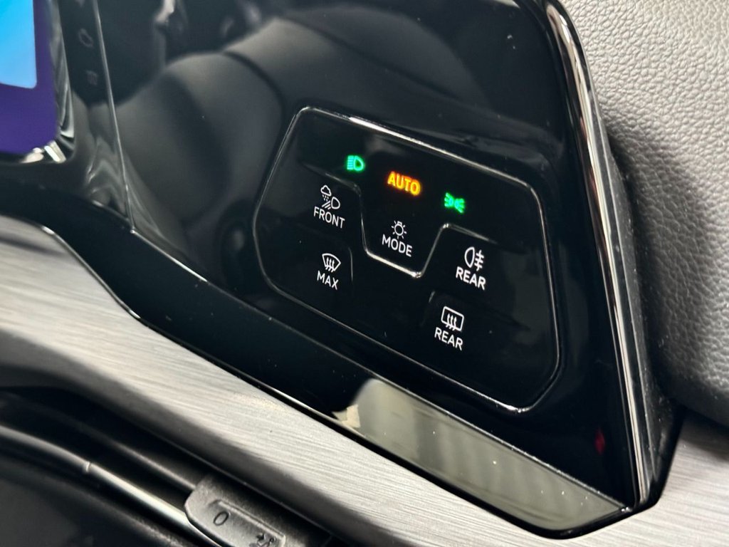 USED 2020 VOLKSWAGEN GOLF 2.0 STYLE TDI DSG 5d 148 BHP 17" ALLOYS+F/R PARK+SAT NAV