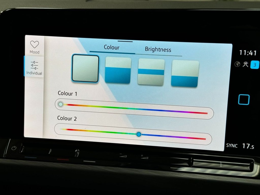 USED 2020 VOLKSWAGEN GOLF 2.0 STYLE TDI DSG 5d 148 BHP 17" ALLOYS+F/R PARK+SAT NAV