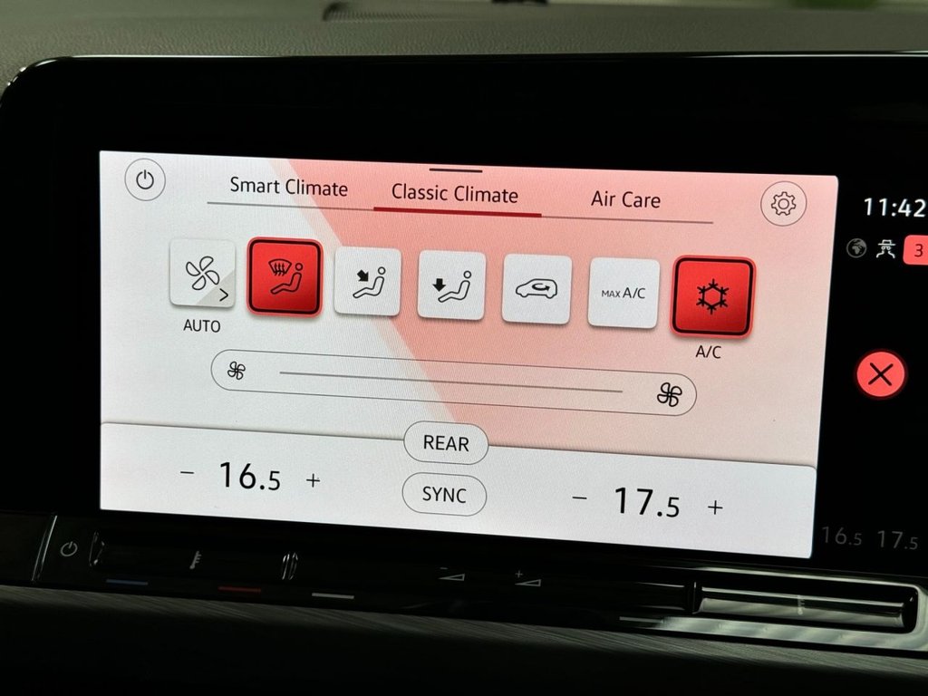 USED 2020 VOLKSWAGEN GOLF 2.0 STYLE TDI DSG 5d 148 BHP 17" ALLOYS+F/R PARK+SAT NAV