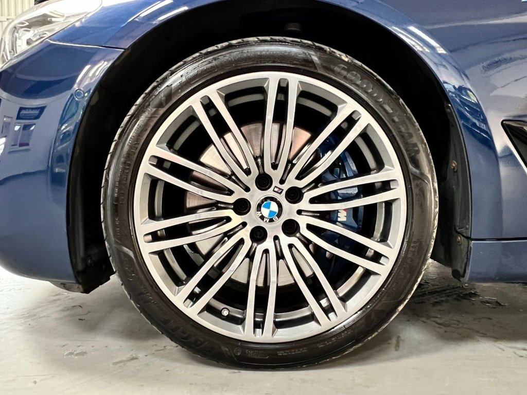 USED 2018 18 BMW 5 SERIES 3.0 540I XDRIVE M SPORT 4d 335 BHP 19"ALLOYS+COMFORT PACK+REV CAM