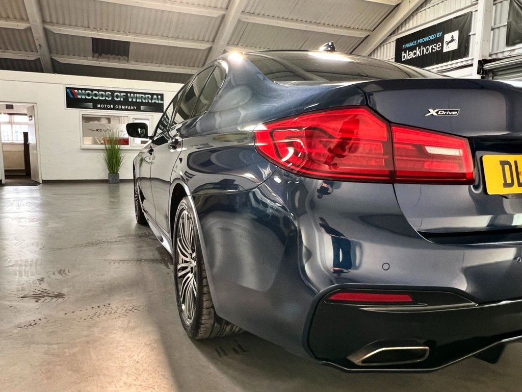 USED 2018 18 BMW 5 SERIES 3.0 540I XDRIVE M SPORT 4d 335 BHP 19"ALLOYS+COMFORT PACK+REV CAM