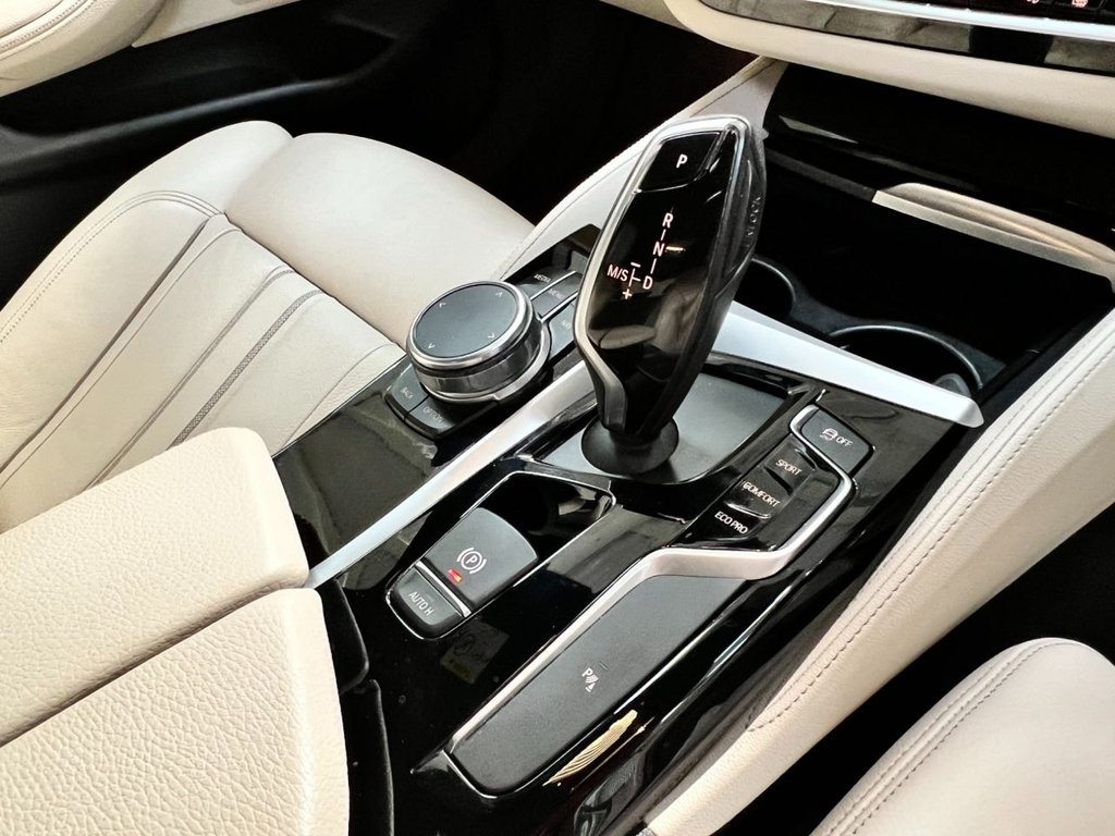 USED 2018 18 BMW 5 SERIES 3.0 540I XDRIVE M SPORT 4d 335 BHP 19"ALLOYS+COMFORT PACK+REV CAM