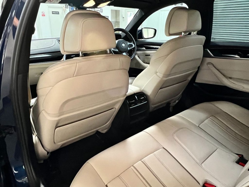 USED 2018 18 BMW 5 SERIES 3.0 540I XDRIVE M SPORT 4d 335 BHP 19"ALLOYS+COMFORT PACK+REV CAM