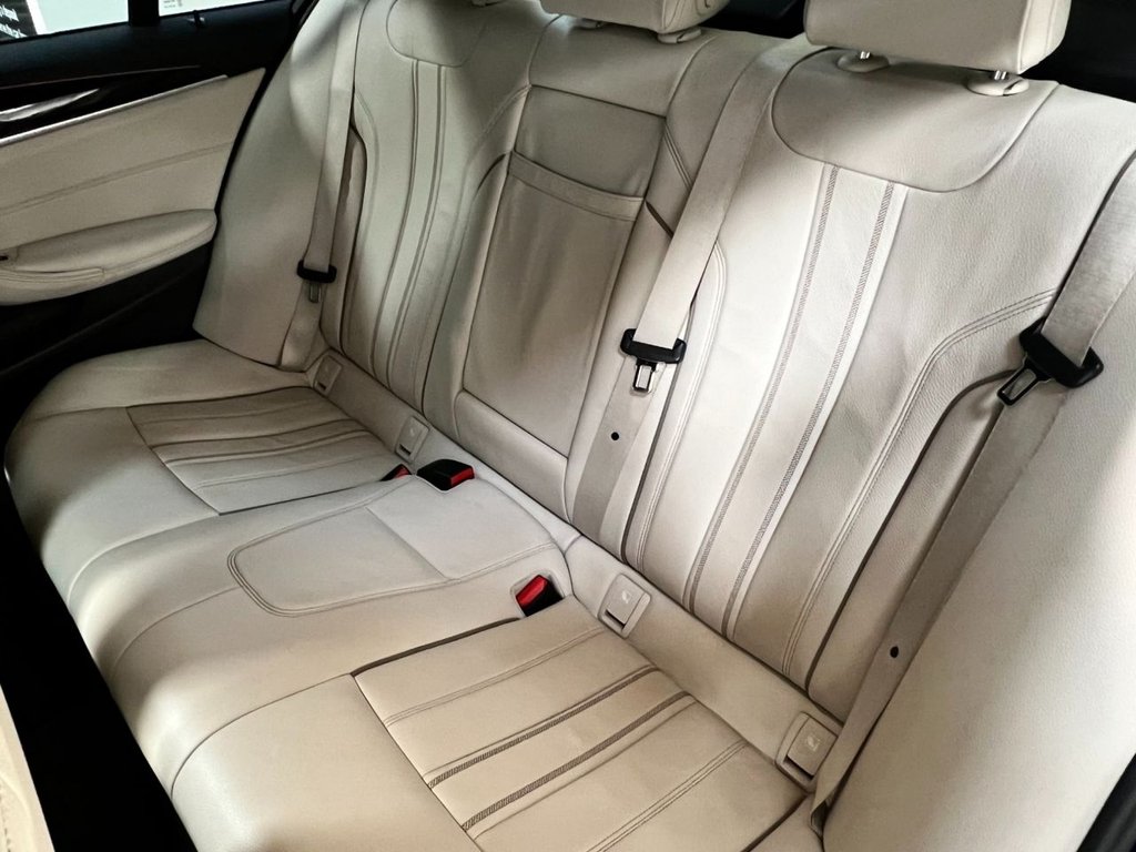 USED 2018 18 BMW 5 SERIES 3.0 540I XDRIVE M SPORT 4d 335 BHP 19"ALLOYS+COMFORT PACK+REV CAM