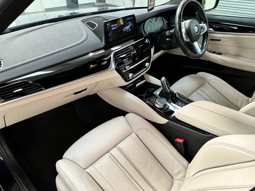 USED 2018 18 BMW 5 SERIES 3.0 540I XDRIVE M SPORT 4d 335 BHP 19"ALLOYS+COMFORT PACK+REV CAM