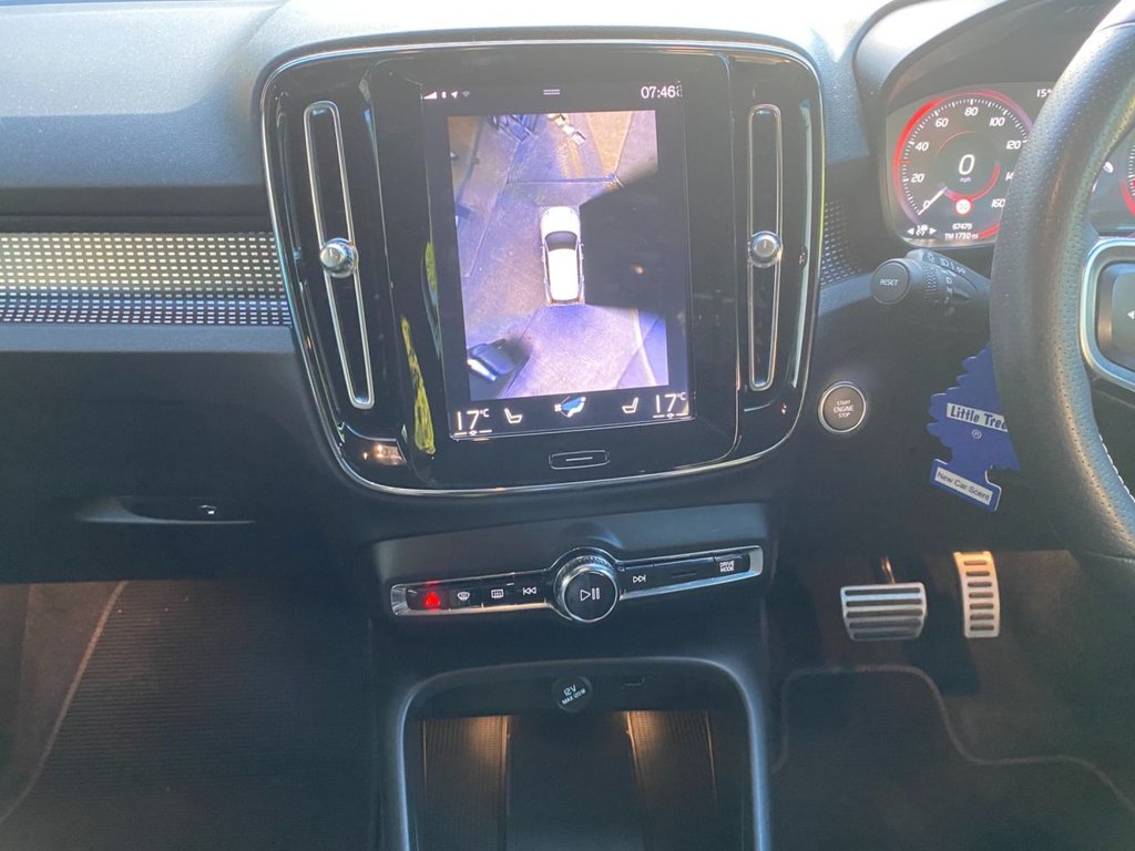 USED 2019 69 VOLVO XC40 2.0 T5 R-DESIGN PRO AWD 5d 245 BHP 