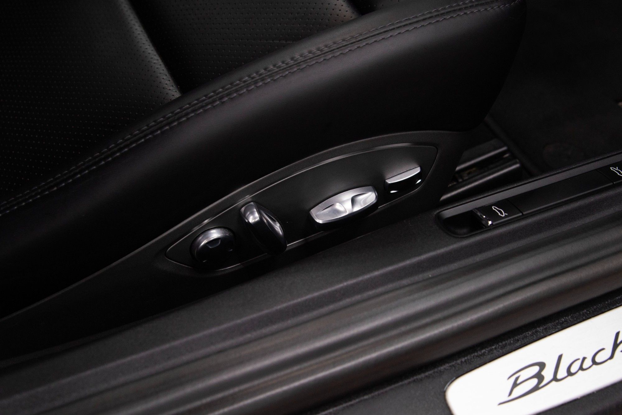 USED 2015 65 PORSCHE 911 3.4 CARRERA BLACK EDITION PDK 