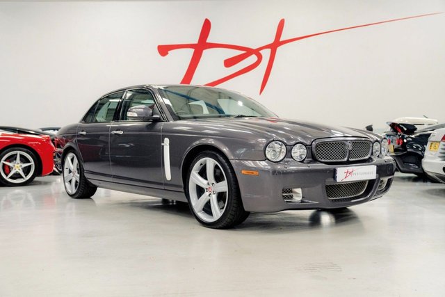 2008 08 Jaguar Xj 4.2 R 4d 400 BHP