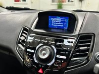 USED 2015 15 FORD FIESTA 1.5 TITANIUM TDCI 5d 74 BHP BLUETOOTH+DAB+PRIVACY GLASS
