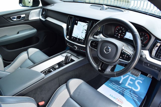 View our VOLVO V60