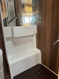 USED 2018 18 ROLLER TEAM AUTO ROLLER 707 6 BERTH 6 TRAVEL SEATS 2.3 AUTO-ROLLER 707 129 BHP ROLLERTEAM AUTO ROLLER 707 LUXURY 6 BERTH MOTORHOME