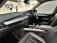 USED 2024 14 BMW X5 2.0 XDRIVE25D SE 5d 215 BHP 19" ALLOYS+7 SEATS+PRO NAV
