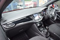 USED 2017 66 VAUXHALL ASTRA 1.4 SRI NAV 5d 148 BHP FSH-NAV-DAB-BTOOTH-ULEZ-CAZ
