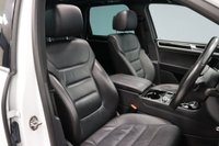 USED 2016 66 VOLKSWAGEN TOUAREG 3.0 TDI V6 R-LINE PLUS BLUEMOTION TECHNOLOGY  **&pound;387 A MONTH WITH &pound;5295 DEPOSIT**