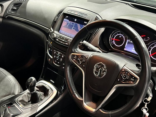 View our VAUXHALL INSIGNIA