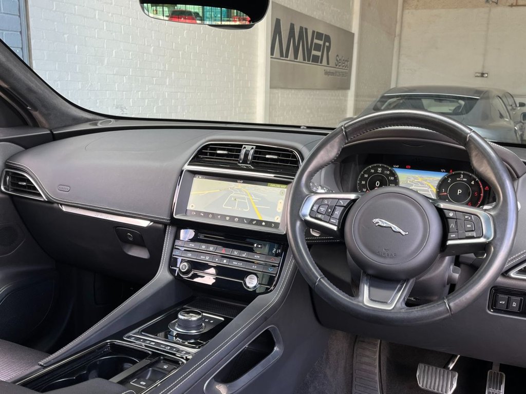 USED 2020 70 JAGUAR F-PACE 2.0 CHEQUERED FLAG AWD 5d 178 BHP 