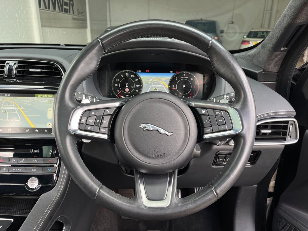 USED 2020 70 JAGUAR F-PACE 2.0 CHEQUERED FLAG AWD 5d 178 BHP 