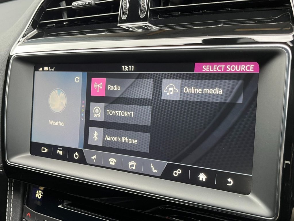 USED 2020 70 JAGUAR F-PACE 2.0 CHEQUERED FLAG AWD 5d 178 BHP 