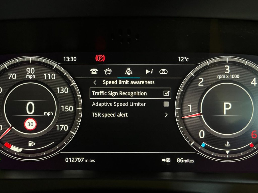 USED 2020 70 JAGUAR F-PACE 2.0 CHEQUERED FLAG AWD 5d 178 BHP 