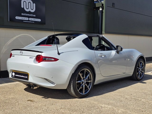 View our MAZDA MX-5