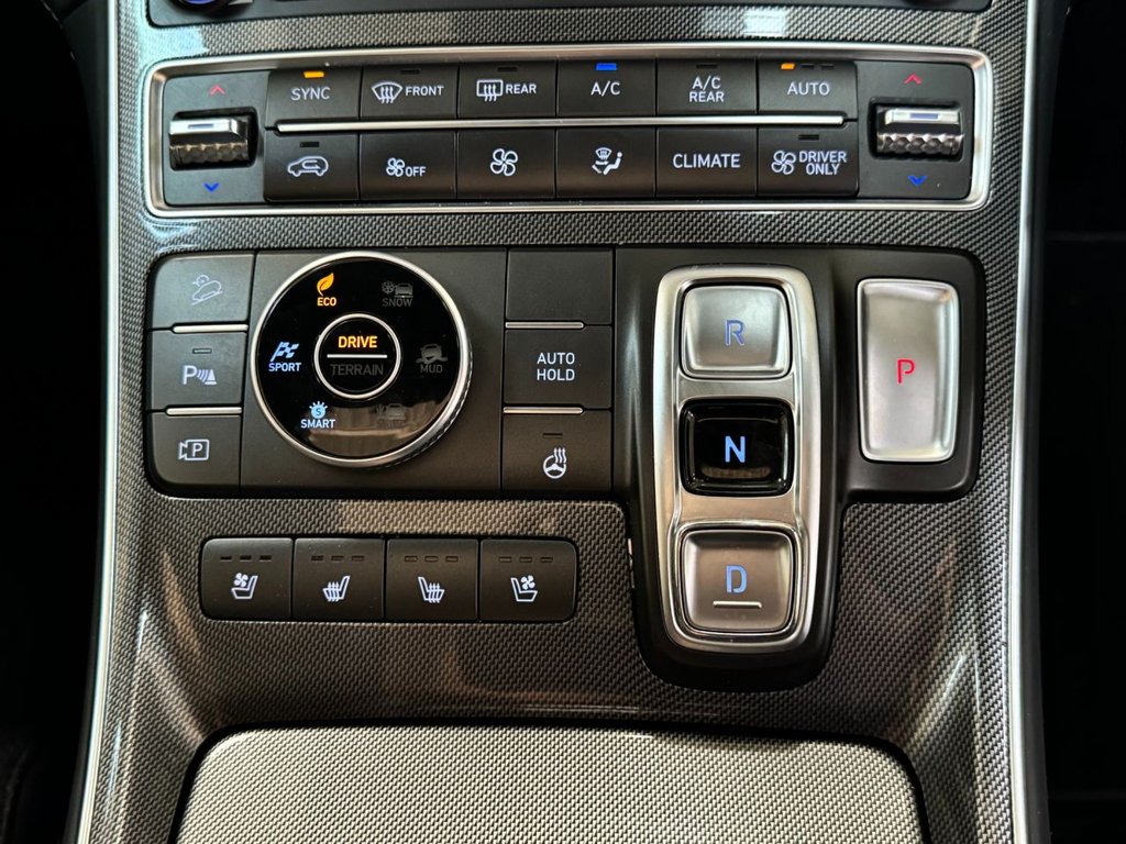 USED 2022 22 HYUNDAI SANTA FE 1.6 ULTIMATE 5d 227 BHP 