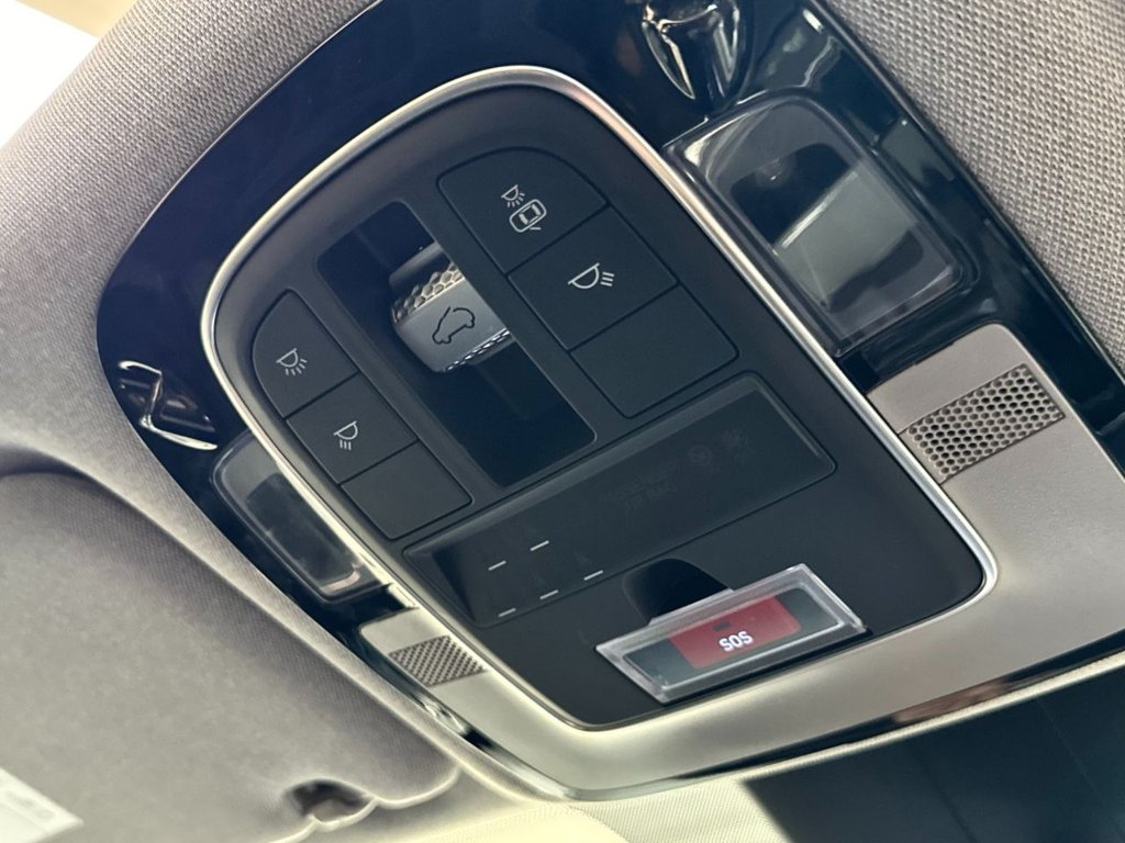 USED 2022 22 HYUNDAI SANTA FE 1.6 ULTIMATE 5d 227 BHP 