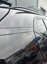 USED 2019 19 VOLVO XC40 2.0 D3 R-DESIGN PRO 5d 148 BHP 