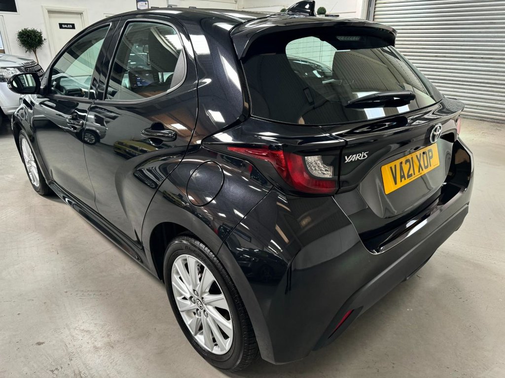USED 2021 21 TOYOTA YARIS 1.5 ICON FHEV 5d 114 BHP REVERSE CAMERA+APPLE CAR PLAY