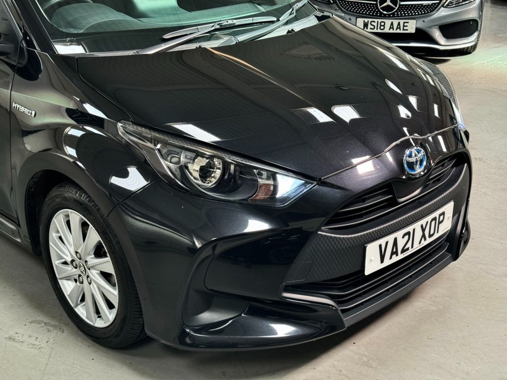 USED 2021 21 TOYOTA YARIS 1.5 ICON FHEV 5d 114 BHP REVERSE CAMERA+APPLE CAR PLAY