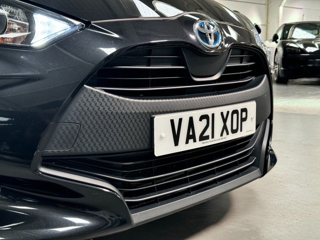 USED 2021 21 TOYOTA YARIS 1.5 ICON FHEV 5d 114 BHP REVERSE CAMERA+APPLE CAR PLAY