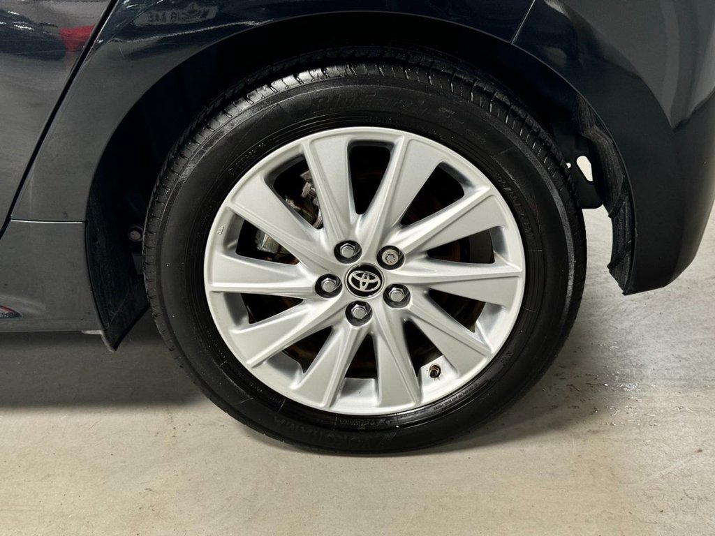 USED 2021 21 TOYOTA YARIS 1.5 ICON FHEV 5d 114 BHP REVERSE CAMERA+APPLE CAR PLAY