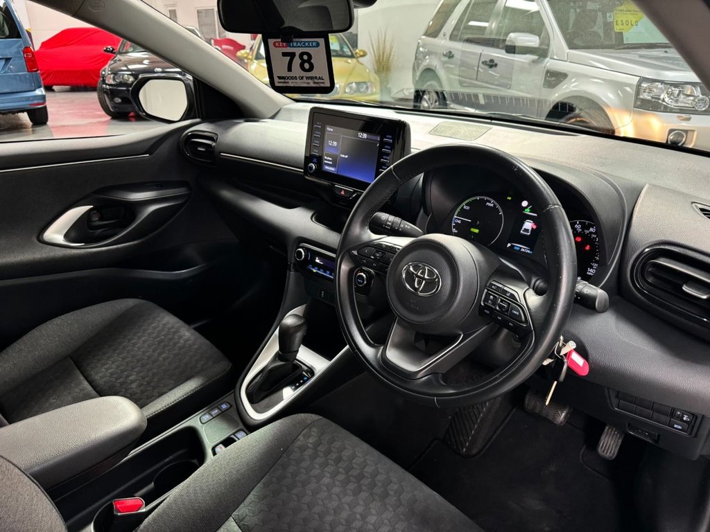 USED 2021 21 TOYOTA YARIS 1.5 ICON FHEV 5d 114 BHP REVERSE CAMERA+APPLE CAR PLAY