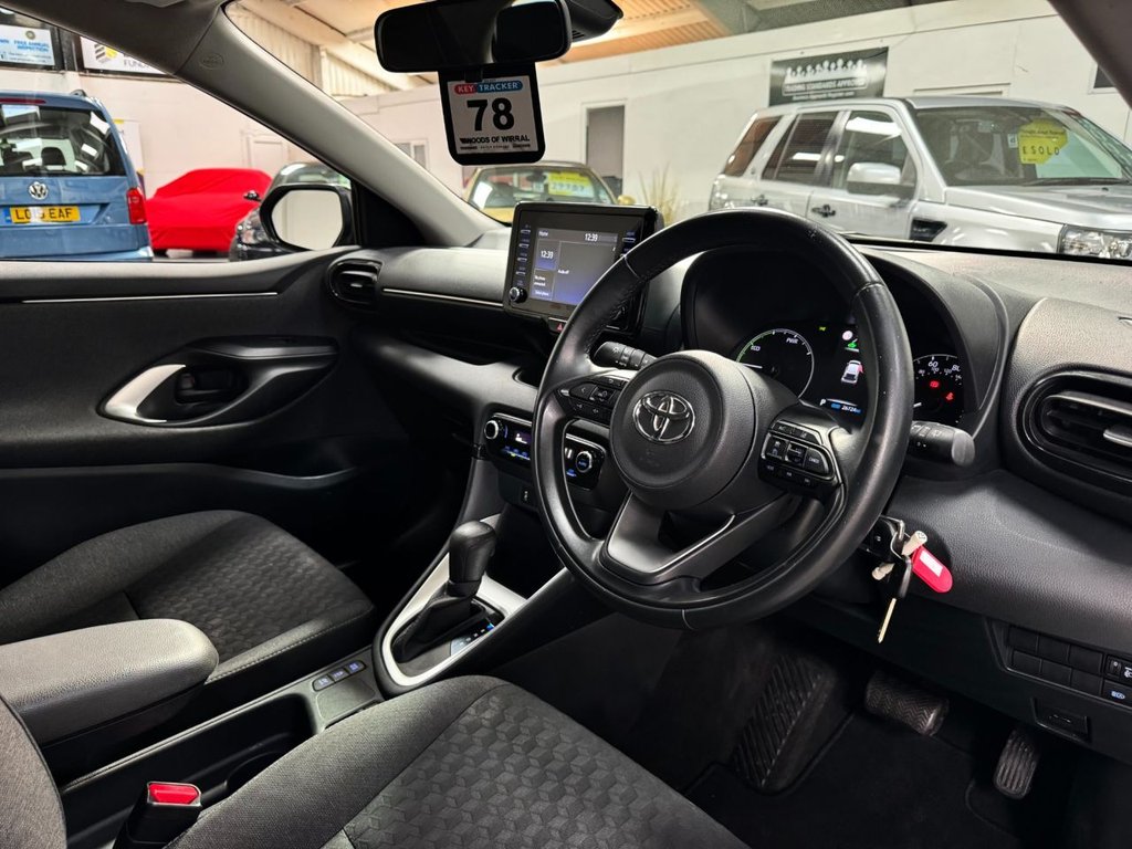 USED 2021 21 TOYOTA YARIS 1.5 ICON FHEV 5d 114 BHP REVERSE CAMERA+APPLE CAR PLAY