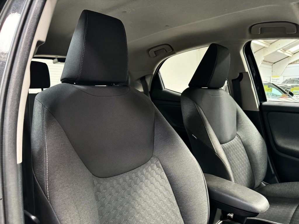 USED 2021 21 TOYOTA YARIS 1.5 ICON FHEV 5d 114 BHP REVERSE CAMERA+APPLE CAR PLAY