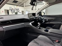 USED 2018 68 PEUGEOT 5008 1.5 BLUEHDI S/S ALLURE 5d 129 BHP 18"ALLOY+7SEATS+REAR CAM+DAB