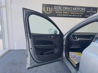 USED 2017 67 VOLVO XC60 2.0 D4 R-DESIGN AWD 5d 188 BHP HEATED SEATS + STEERING SATNAV
