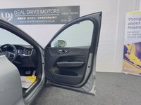 USED 2017 67 VOLVO XC60 2.0 D4 R-DESIGN AWD 5d 188 BHP HEATED SEATS + STEERING SATNAV