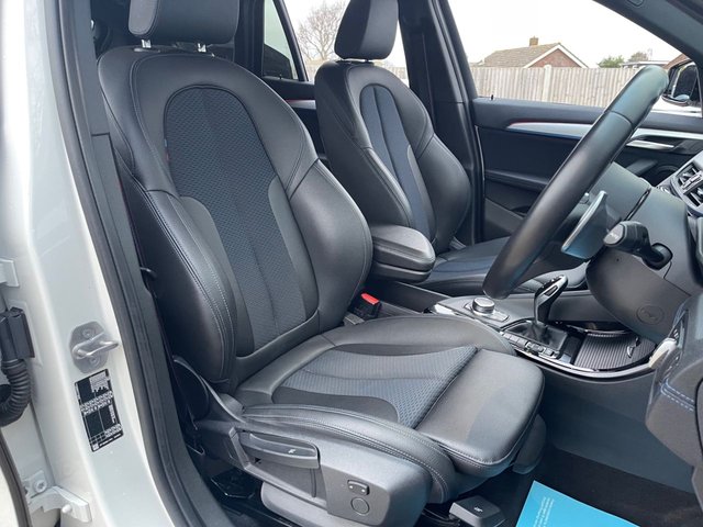 2022 BMW X1 - Photo 8