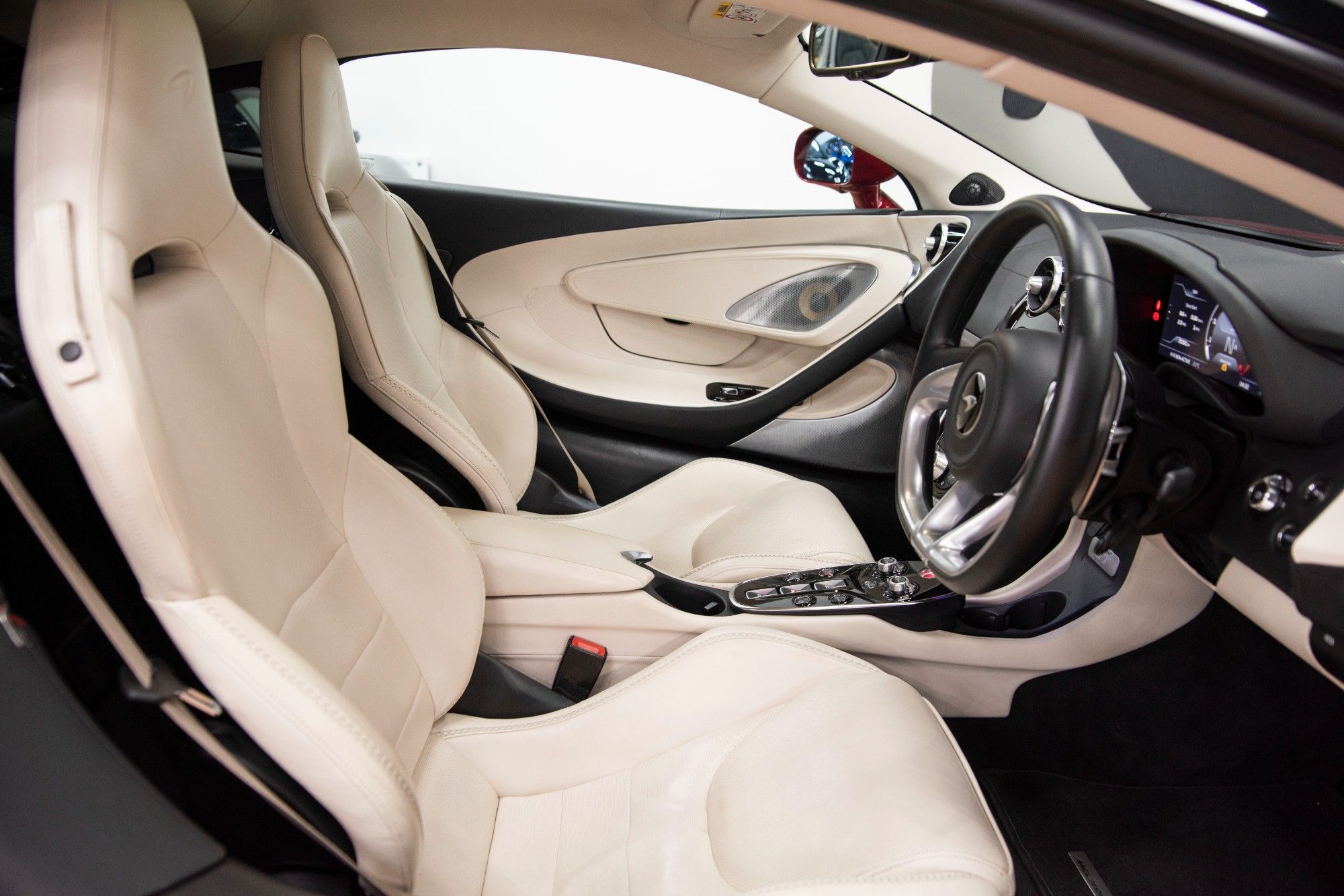 USED 2021 70 MCLAREN GT 4.0 V8 SSG 