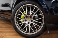 USED 2022 22 PORSCHE CAYENNE 3.0 V6 PLATINUM EDITION  