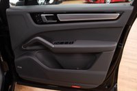 USED 2022 22 PORSCHE CAYENNE 3.0 V6 PLATINUM EDITION  