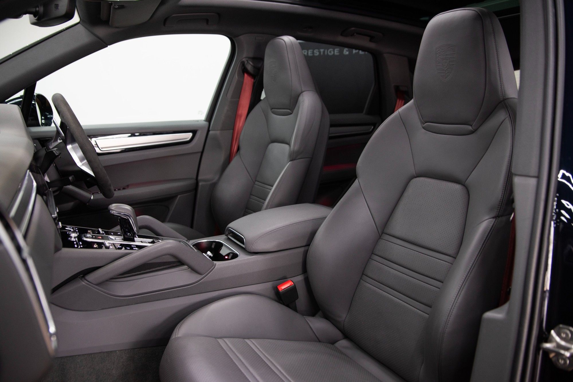 USED 2022 22 PORSCHE CAYENNE 3.0 V6 PLATINUM EDITION  