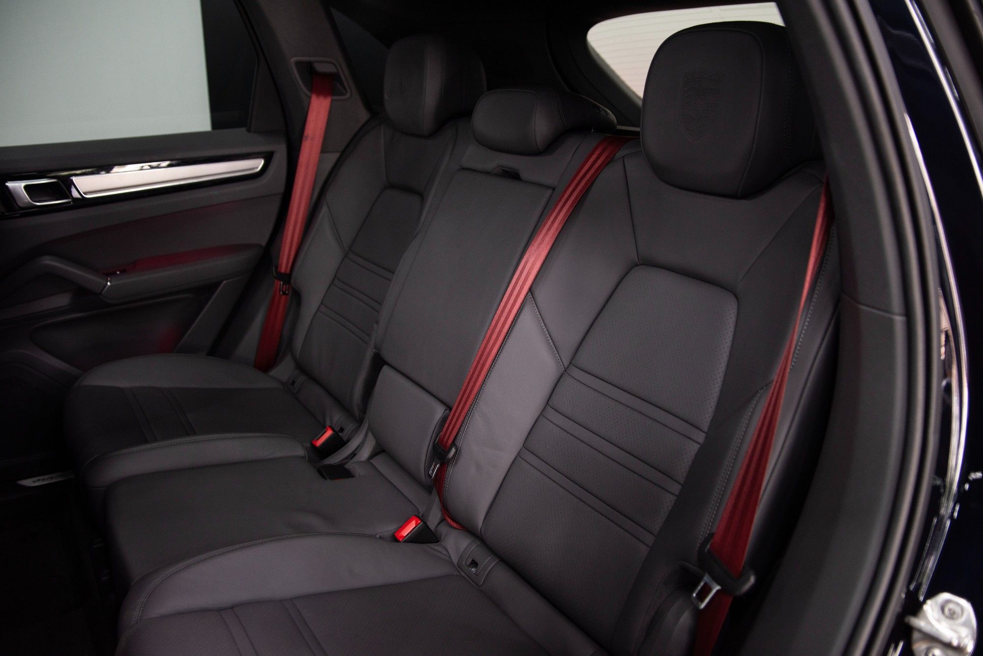 USED 2022 22 PORSCHE CAYENNE 3.0 V6 PLATINUM EDITION  