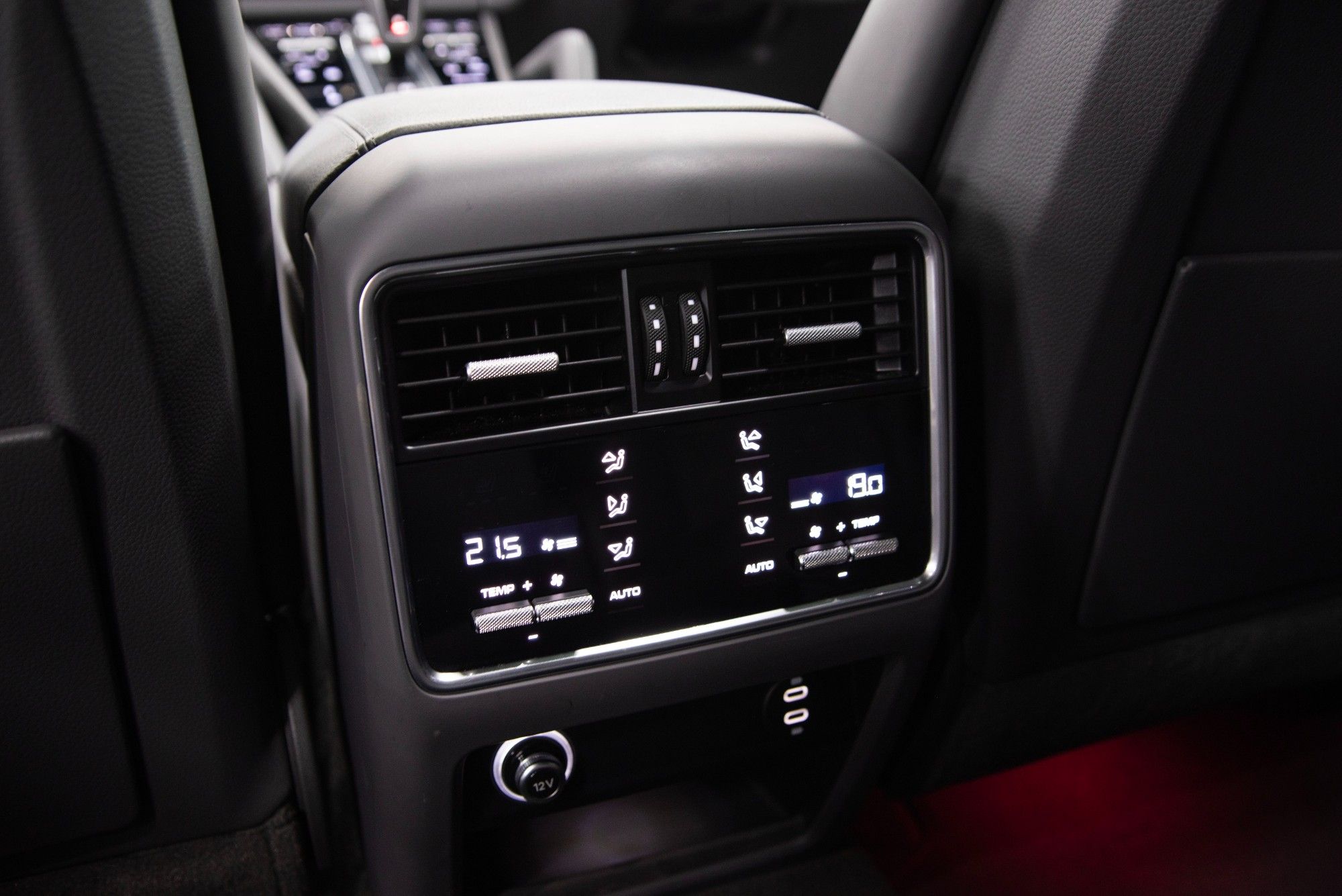 USED 2022 22 PORSCHE CAYENNE 3.0 V6 PLATINUM EDITION  
